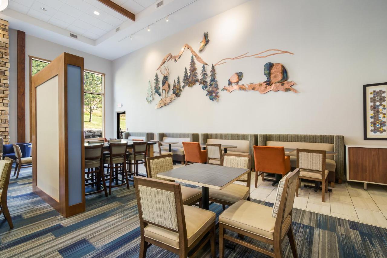 Holiday Inn Express & Suites Custer-Mt Rushmore Εξωτερικό φωτογραφία
